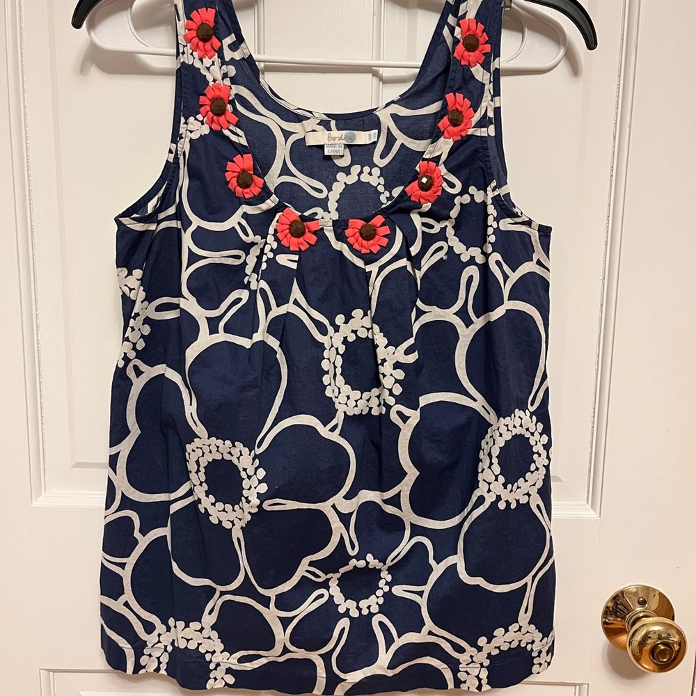 Boden cotton sleeveless top - dark blue and white print w beaded neckline